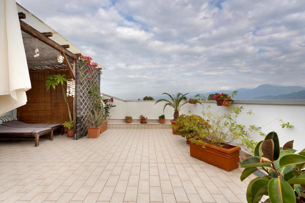 Apartament Attico Con Terrazza A Viareggio Zewnętrze zdjęcie